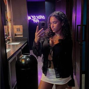 Meet your Posher, Adriana